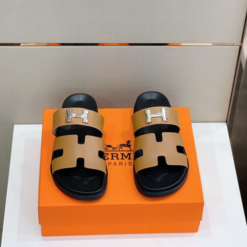 H**mes slippers